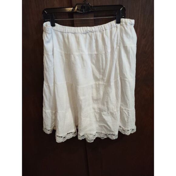 White Tiered Skirt 1X Gauze Midi Pull On Midi Knee Lined Peasant Skirt Layered - Picture 1 of 5